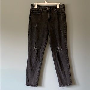 🌈 3/12 Wild Fable Distressed Black Jeans